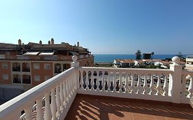 Lovely Penthouse In Front Of The Beach With Free Parking
